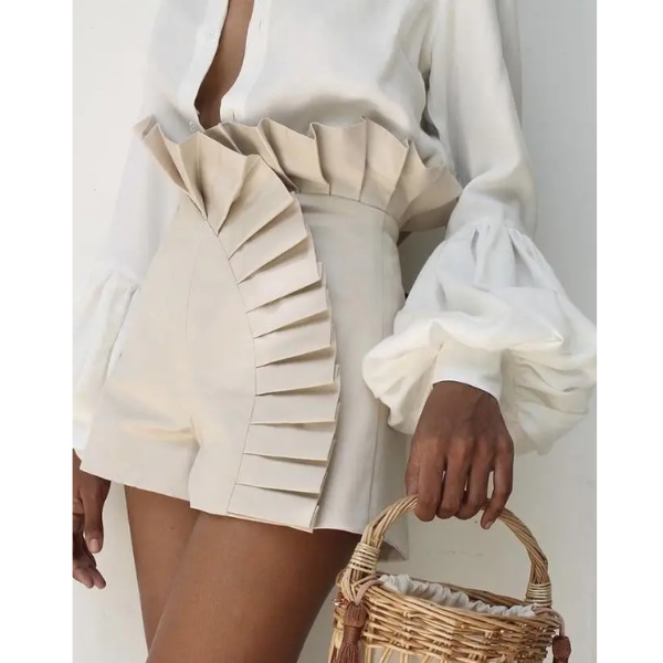 short beige chic taille haute à volants femme