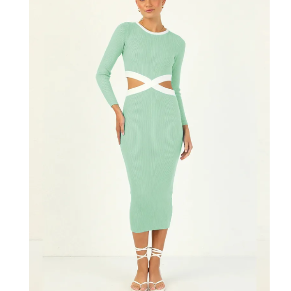 robe longue ajourée tendance vert sauge