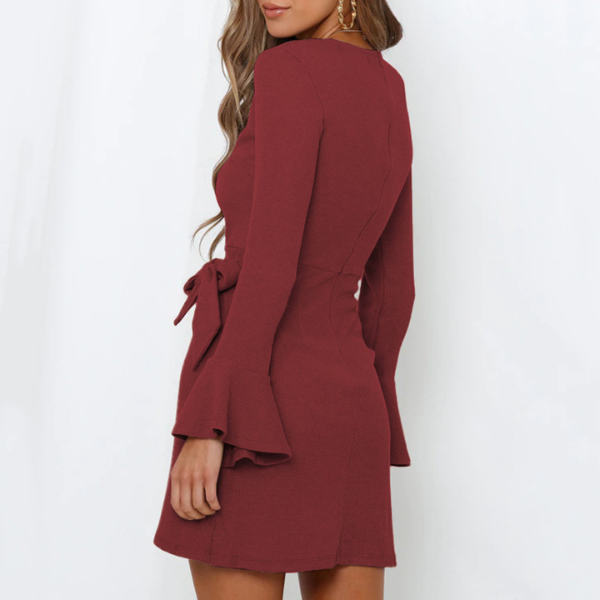robe chic bordeaux courte à manches longues