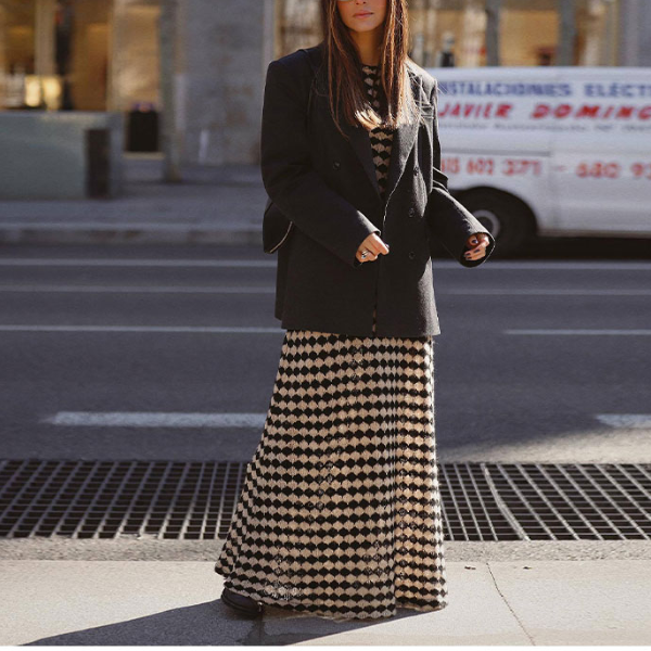 Robe longue dos nu imprimée en laine tricotée femme tendance hiver