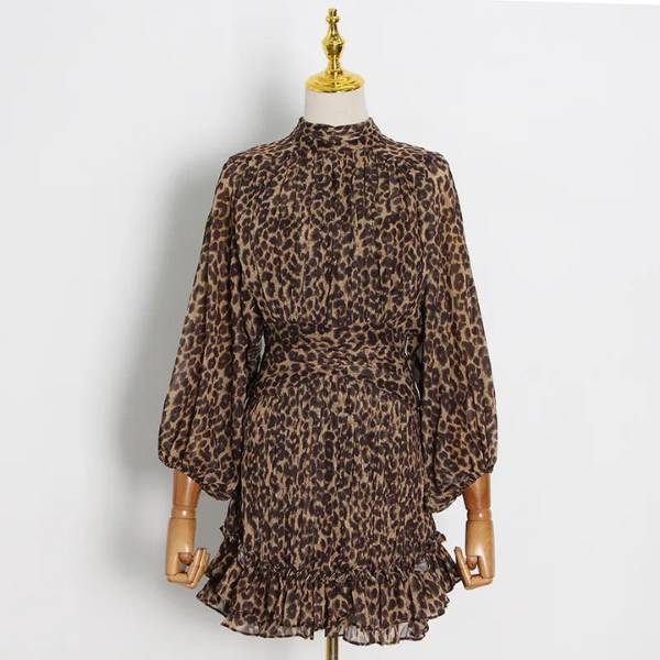 mini robe léopard élégante femme