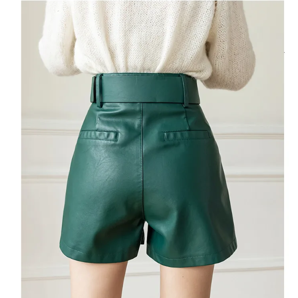 short en cuir vert avec ceinture luxe femme pas cher