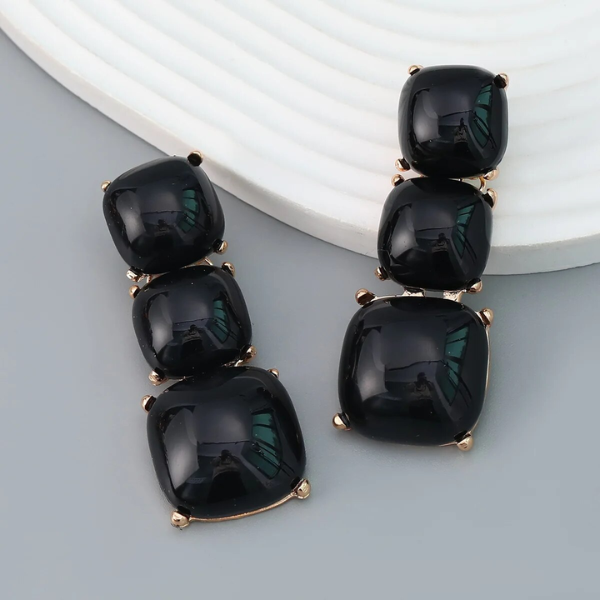 boucles doreilles noires fantaisie