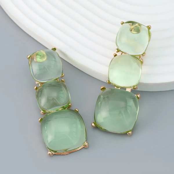 boucles doreilles transparentes vertes