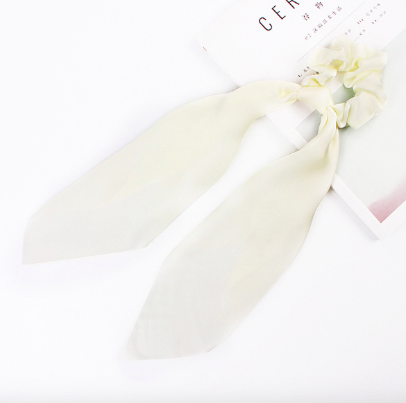 Foulard chouchou élastique accessoire cheveu bohème femme écru