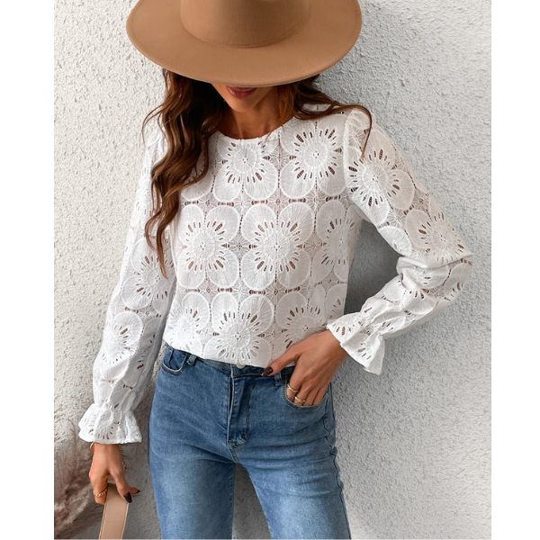 blouse dentelle florale tendance