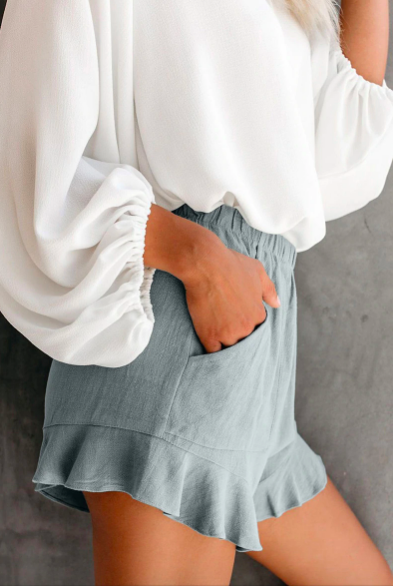 Short femme coton élastique à volants gris 1