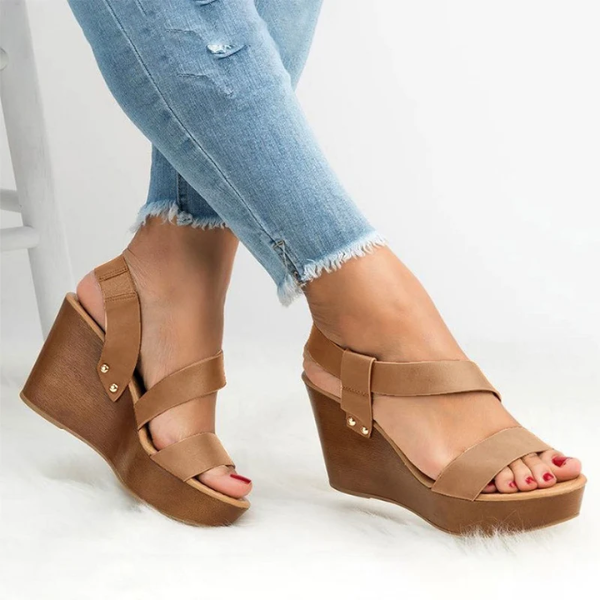 sandales compensées cuir camel bois nude