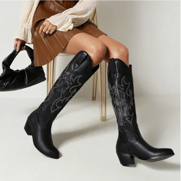 bottes pointues en cuir noir femme