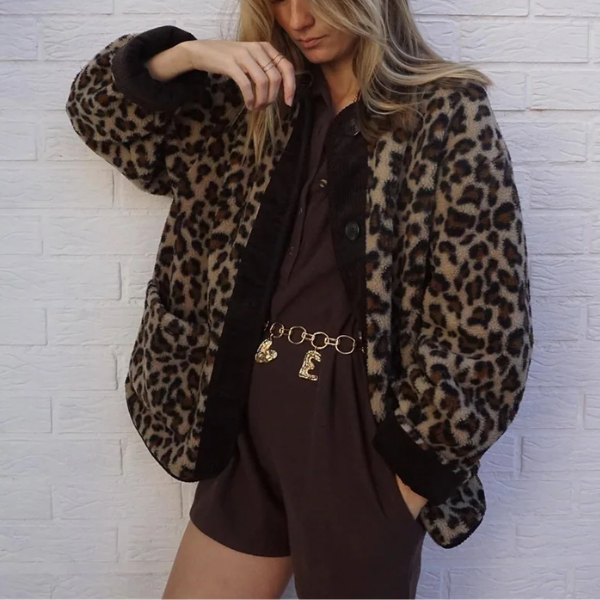 manteau court léopard femme