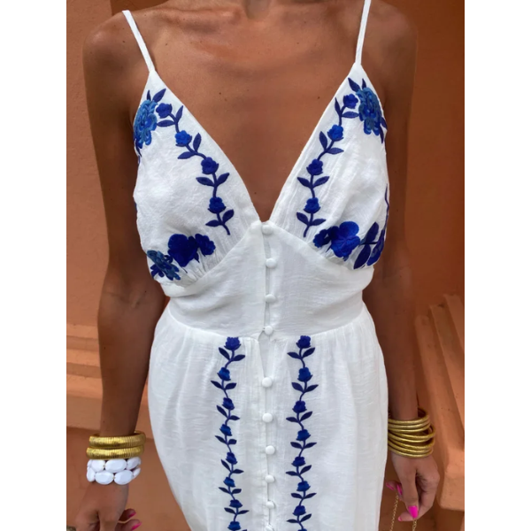 robe broderies bleues