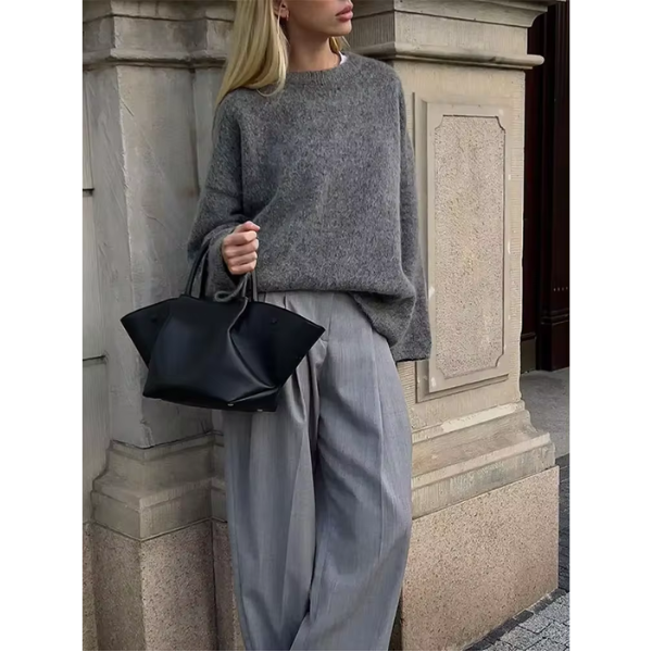 pull mohair gris