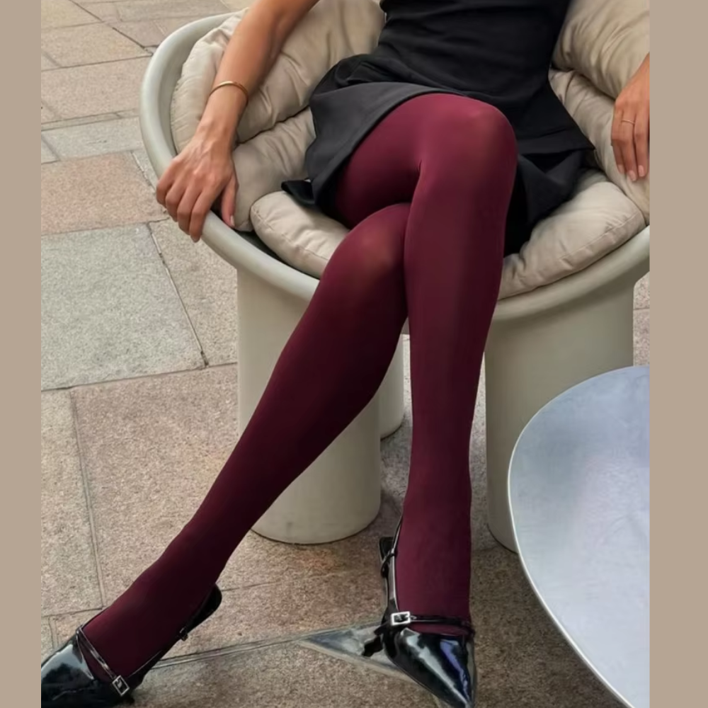 paire de collants galbant violet