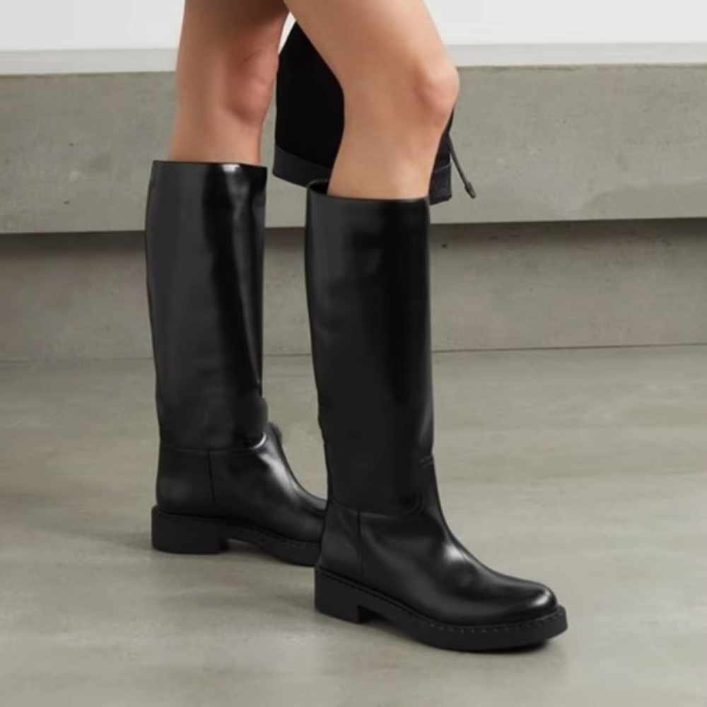bottes droites noires tendances femme