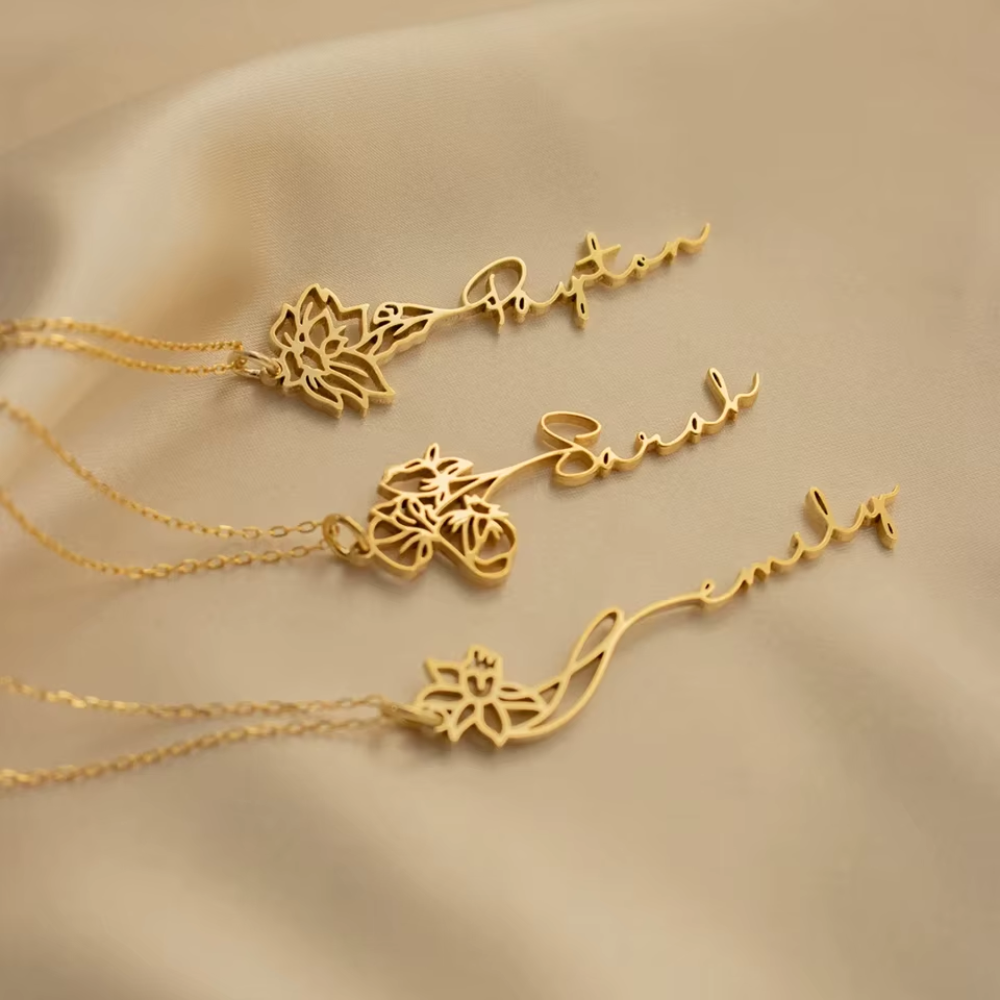 collier or 24 carats prénom fleur personnalisé