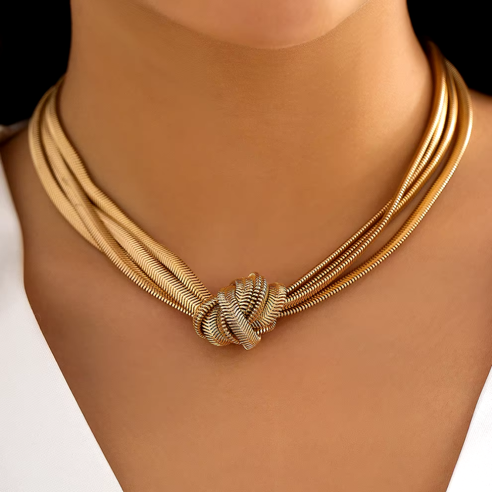 collier multi rangs noué doré à lor fin 24 carats