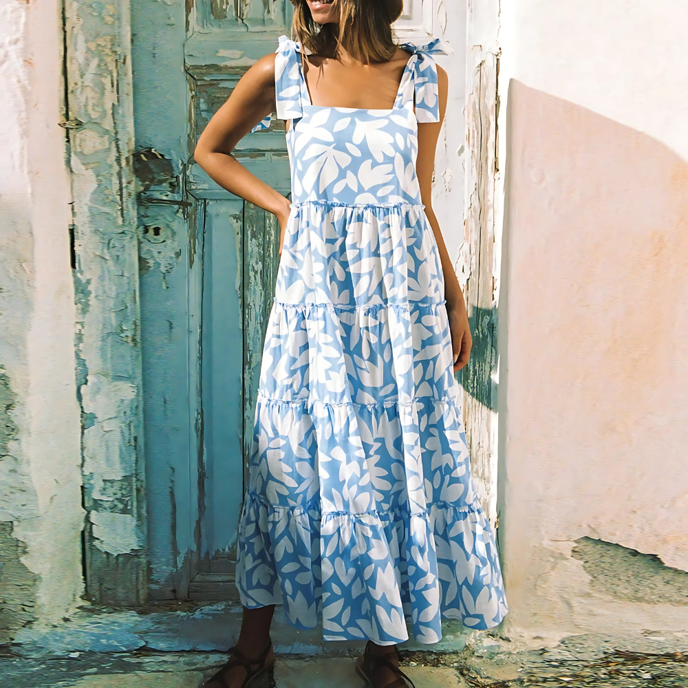 robe maxi à bretelles bleue fleurie