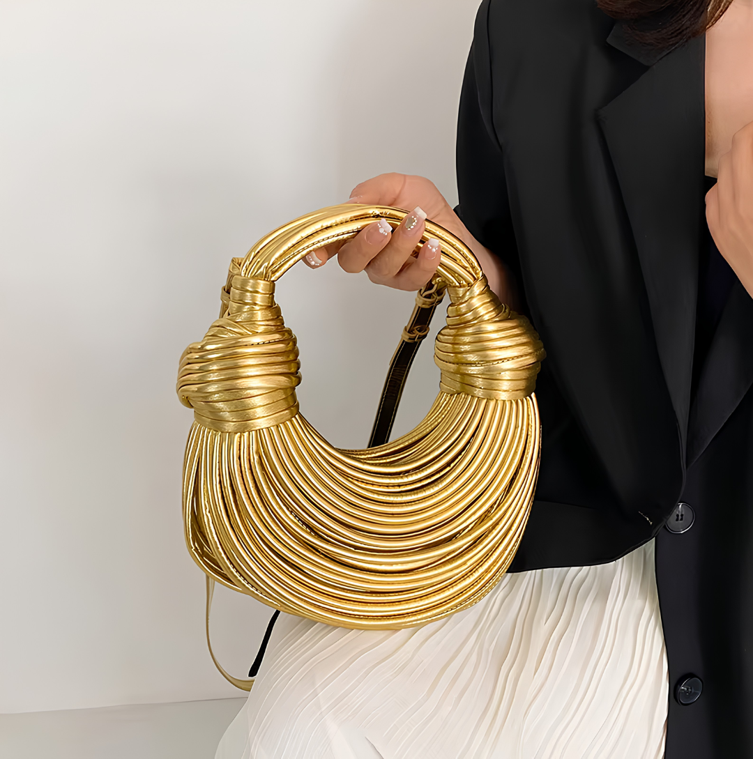 sac à main demi-lune invitée