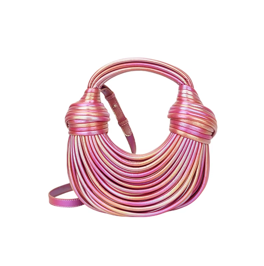 sac à main demi-lune rose métallique