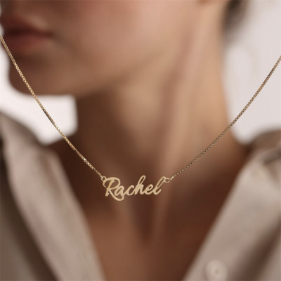 collier personnalisé prénom plaqué or cadeau chic femme