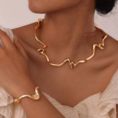collier plaqué or et bracelet