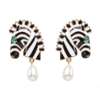 boucles d'oreilles pendantes fantaisie zèbre animal tendance chic bijou femme idée cadeau en ligne