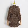 mini robe léopard élégante femme