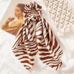 chouchou foulard foulchie imprimé léopard accessoire cheveux tendance 2