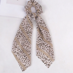 chouchou foulard foulchie imprimé léopard accessoire cheveux tendance 19