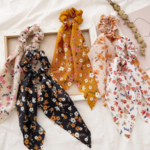 chouchou foulard accessoire cheveux original cadeau femme en ligne la selection parisienne foulchie imprimé fleuri