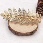 barrette plume accessoire cheveux doré brillant pas cher en ligne 2