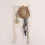 échelle murale bois naturel macramé originale déco la selection parisienne