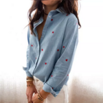 chemisier bleu imprimé coeur mode femme