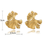 Boucles doreilles dorées feuilles Trocadéro