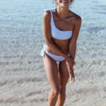 bikini rayé bleu asymétrique femme tendance