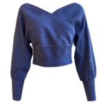 pull court bleu épaules dénudées femme