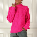 pull en laine à col roulé rose fushia femme