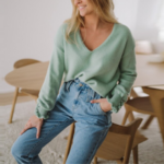 pull vert deau col v basique chic femme