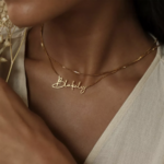 collier personnalisé prénom plaqué or