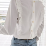 blouse blanche basique intemporelle à volants manches longues femme