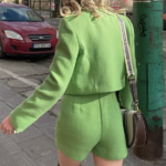 tailleur veste short tweed vert femme la selection parisienne