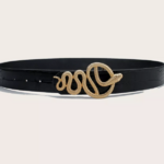 ceinture cuir noir boucle dorée serpent tendance accessoire automne hiver 2022