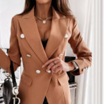 Blazer camel à boutons dorés femme