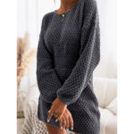 robe courte en laine noire chic