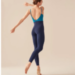 justaucorps dans dos nu pantalon bleu