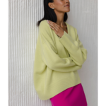 pull  vert femme col V qualité pas cher