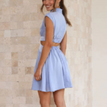 robe courte sans manches bleue clair patineuse