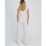 combinaison blanche élégante femme