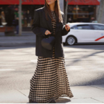 Robe longue dos nu imprimée en laine tricotée femme mode hiver