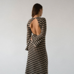 Robe longue dos nu imprimée en laine tricotée femme originale chic